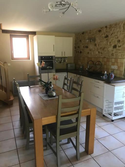 Peaceful, Comfortable Retreat With Pool Vakantiehuis *